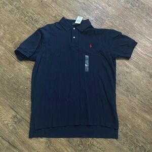 Men’s polo with tags